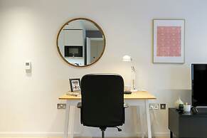 Urban Chic - Aird House