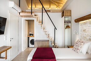 Villa Estia with Hot Tub
