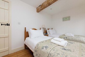 The Dairy - Spacious 3 bed Barn in Sidlesham