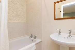 The Dairy - Spacious 3 bed Barn in Sidlesham