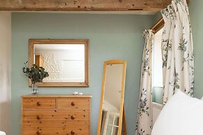 The Dairy - Spacious 3 bed Barn in Sidlesham