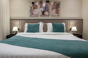 Mabaat-Deluxe 1BR Al Waha 621