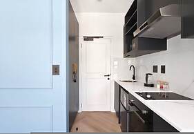 Chic Valour Studio in De Waterkant