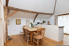 Wren Barn - Cosy 2-bed Converted Barn in Sidlesham