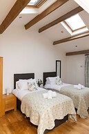 Clover - Super King Ensuite Room in Sidlesham