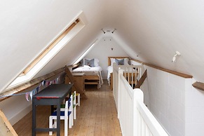 Rural Cottage Accommodation for 14