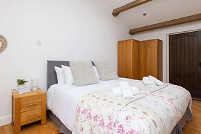 Rural Cottage Accommodation for 14
