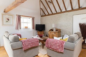 Rural Cottage Accommodation for 14