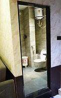 Stay10 Luxury Service Apartment