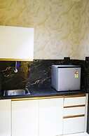 Stay10 Luxury Service Apartment
