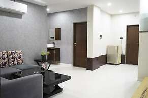 Stay10 Luxury Service Apartment