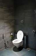 Stay10 Luxury Service Apartment