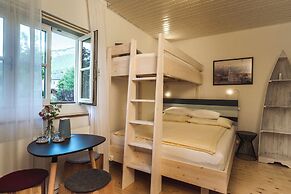 Wanderlust Boutique Rooms