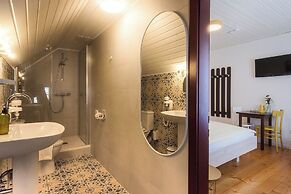 Wanderlust Boutique Rooms
