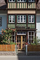 Wanderlust Boutique Rooms