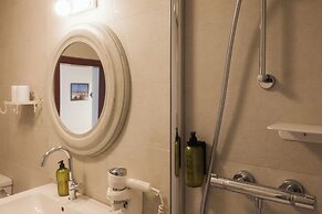Wanderlust Boutique Rooms