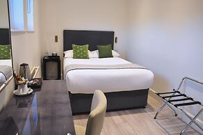 Nap Barnet Hotel