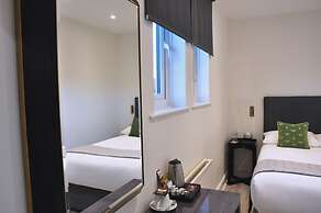 Nap Barnet Hotel