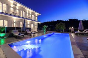 Athenia Apartments