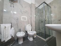 Seaview Apartments
