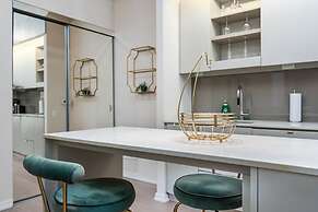 Maple Suites - Downtown Toronto