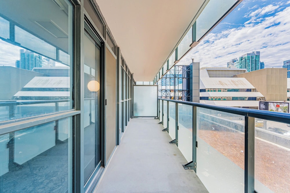 Maple Suites - Downtown Toronto
