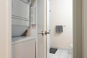 Maple Suites - Downtown Toronto