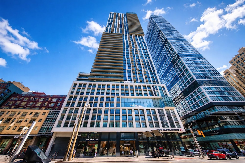 Maple Suites - Downtown Toronto