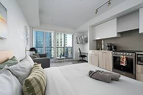 Maple Suites - Downtown Toronto