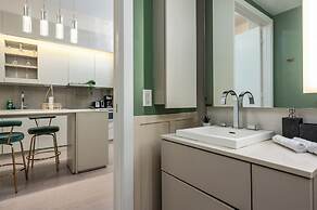 Maple Suites - Downtown Toronto