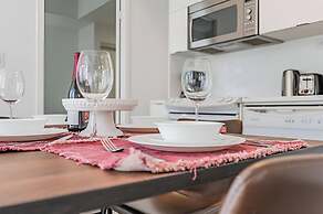 Maple Suites - Downtown Toronto
