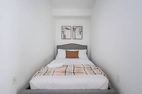 Maple Suites - Downtown Toronto