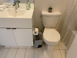Maple Suites - Downtown Toronto