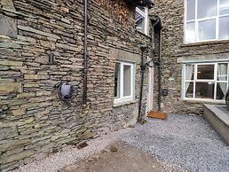5 Caxton House
