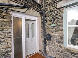 5 Caxton House