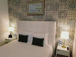 Art 4 You Cascais Suites