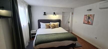 Art 4 You Cascais Suites
