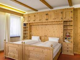 Hotel Alpina