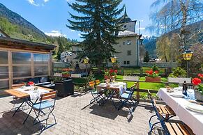 Hotel Alpina