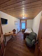 Hotel Alpina