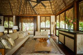 All-inclusive Sapodilla Private Island