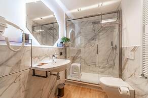 Luxury Vatican Rooms