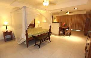 The Crown House Hotel