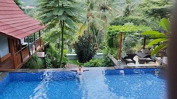 Aramaya Hills Boutique