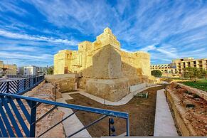 Charming Marsaskala Stay Balcony Seafront Walks