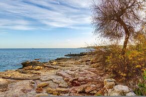 Charming Marsaskala Stay Balcony Seafront Walks