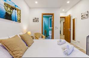Charming Marsaskala Stay Balcony Seafront Walks