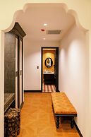 Cao Boutique Hotel