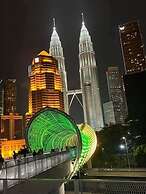 Sky Suites KLCC By Easy Trip