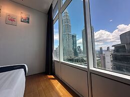 Sky Suites KLCC By Easy Trip